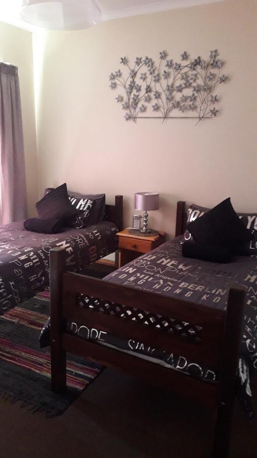 Pride Rock Accommodation Middelburg  Buitenkant foto