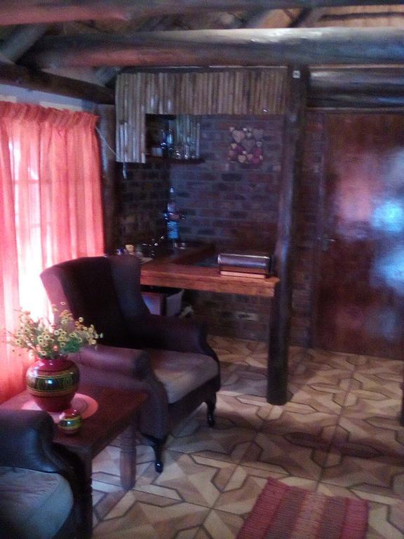 Pride Rock Accommodation Middelburg  Buitenkant foto