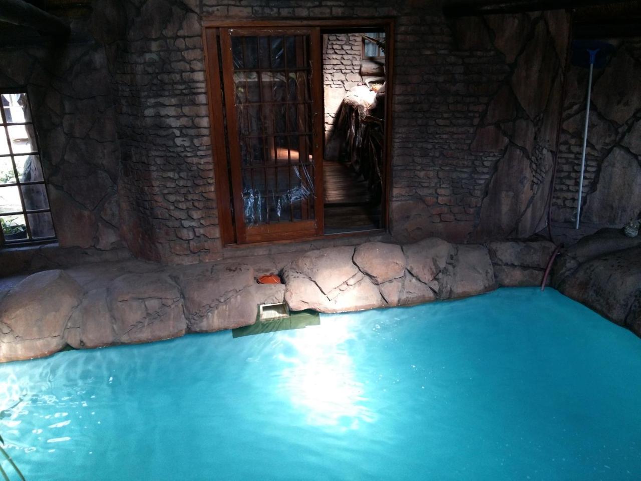 Pride Rock Accommodation Middelburg  Buitenkant foto